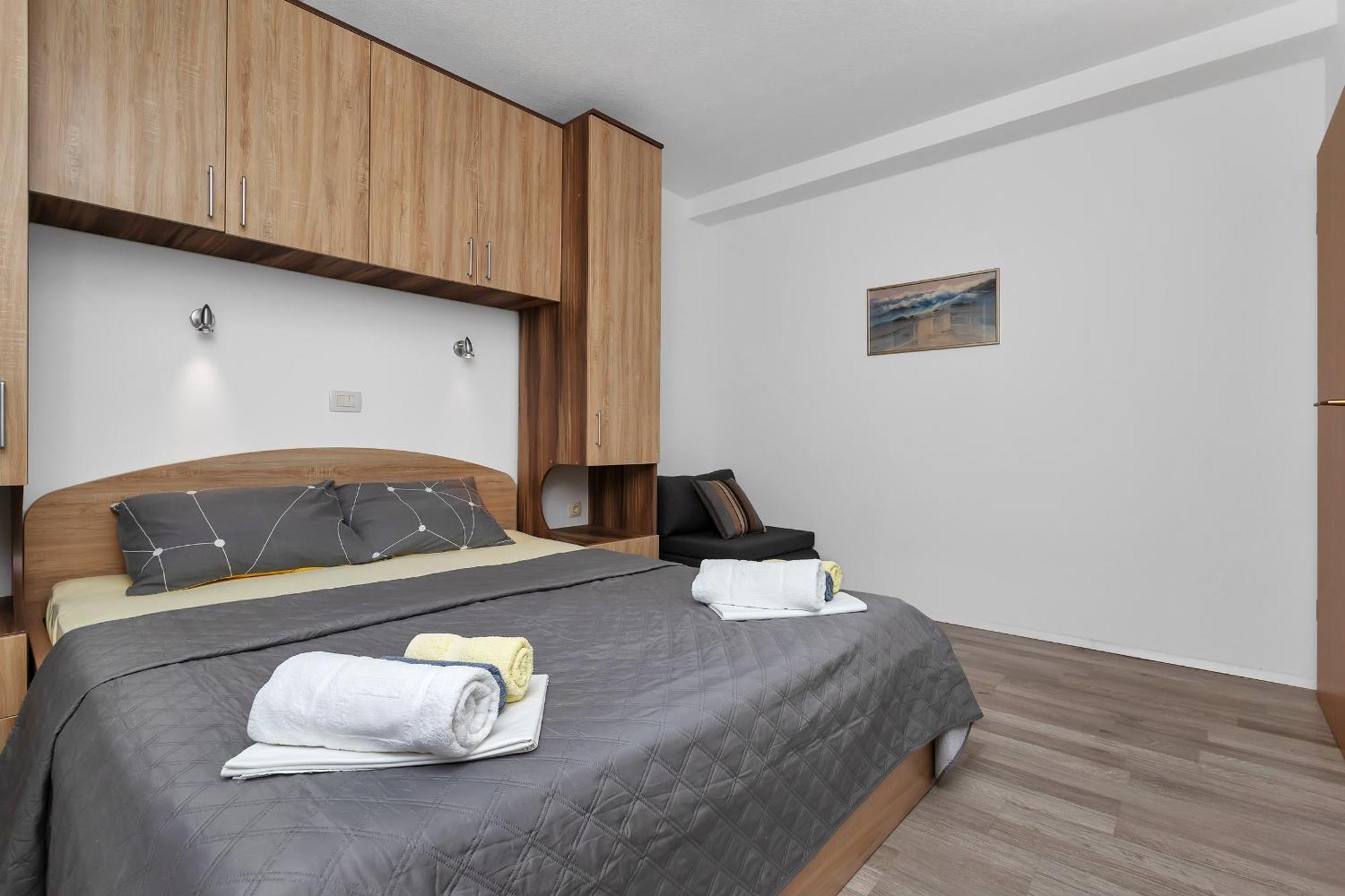 Apartments Ferdo Živogošće Cameră foto