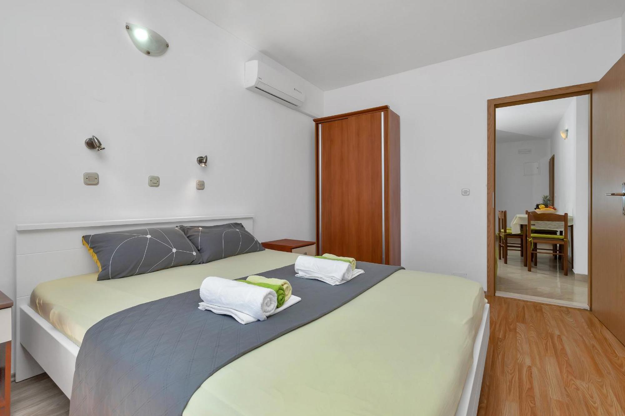 Apartments Ferdo Živogošće Cameră foto